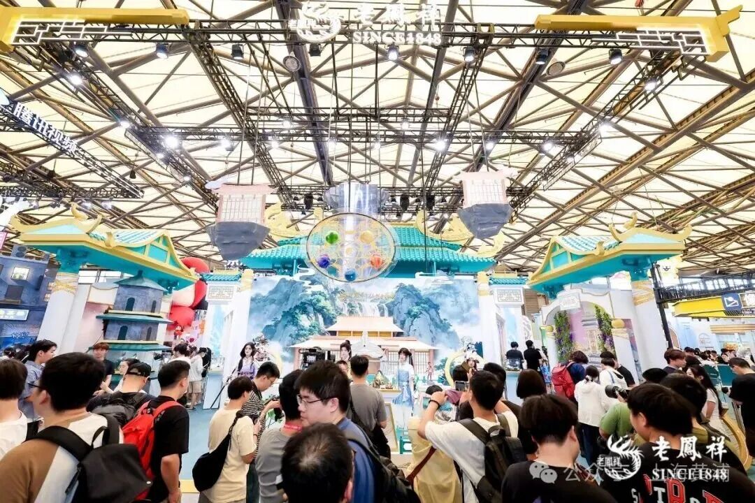 43.89万人次再创新高!第23届ChinaJoy圆满落幕:感谢有你,共赴这场“与AI同游”的盛夏之约 https://cms3.chinajoy.net/157/upload/resources/image/103598.jpg?token=Bearer eyJhbGciOiJIUzUxMiJ9.eyJpc3MiOiJlY2hpc2FuIiwic3ViIjoie1wiY2xpZW50XCI6XCJXRUJcIixcInR5cGVcIjpcIlVTRVJcIixcIm5hbWVcIjpcInVzZXIyX2FwaVwiLFwic2lnbmF0dXJlXCI6bnVsbCxcImV4cGlyZXNfaW5cIjoxODAwMDAwMH0iLCJpYXQiOjE3ODU4MzQ1ODEsImV4cCI6MTc4NTg1MjU4MX0.HoThmgOAUMt0EpWerAm8NYzl6DOy1GtDxDIOGVxXjea3HVMpGDIiP16BBotix2abTm3MiXT5hcOKdUHNC1Lp7g